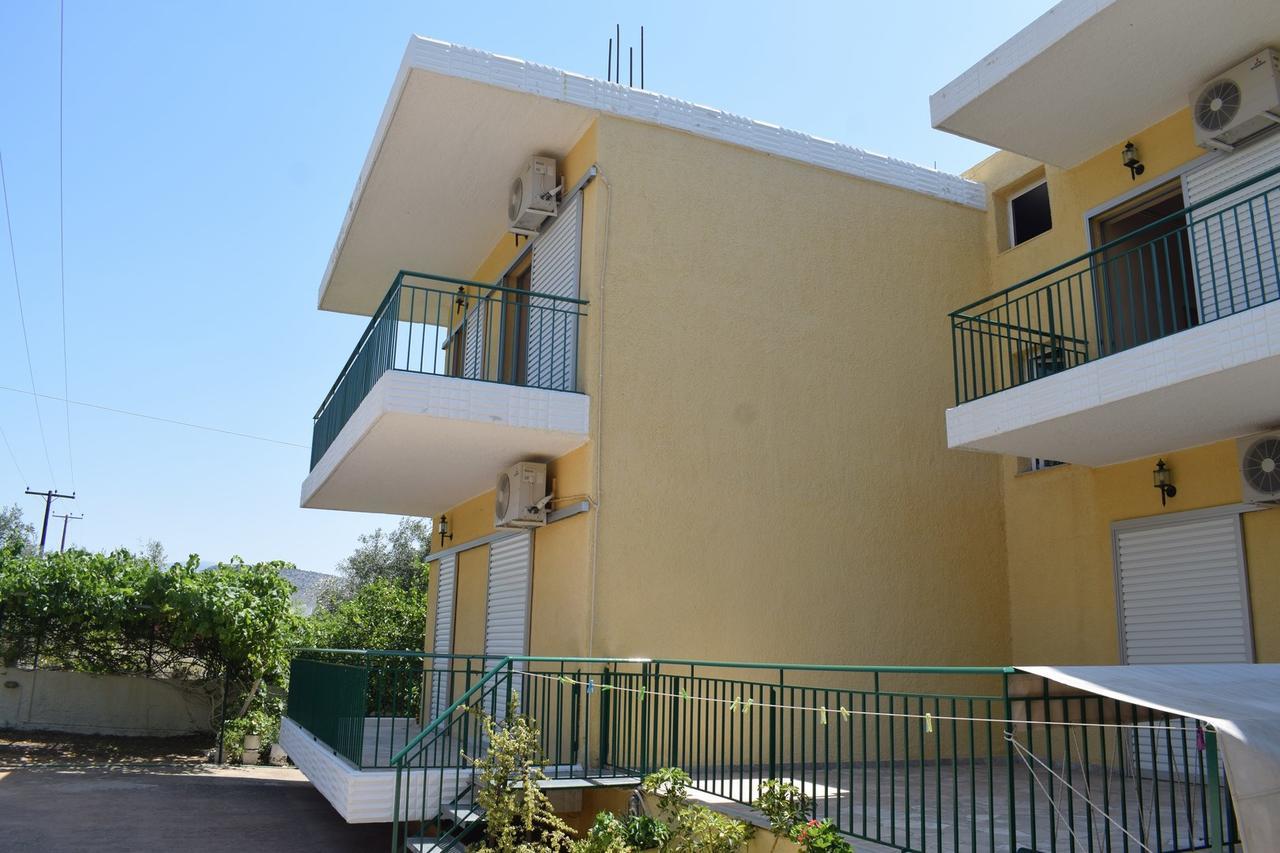 טולון Apartments Rania מראה חיצוני תמונה